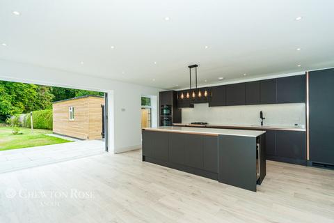 100 New Road, Ascot, SL5 8QQ