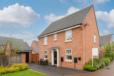 3 bedroom detached house for sale, Castle Grove, Wetherby, West Yorkshire, LS22
