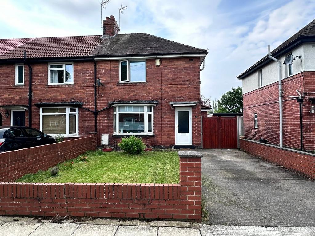 Dodsworth Avenue, York, YO31 3 bed semidetached house to rent £1,500