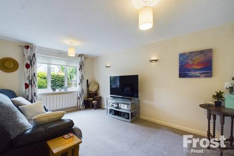 2 bedroom apartment for sale, Romana Court, Sidney Road, Staines-upon-Thames, Surrey, TW18