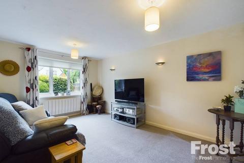 Romana Court, Sidney Road, Staines-upon-Thames, Surrey, TW18