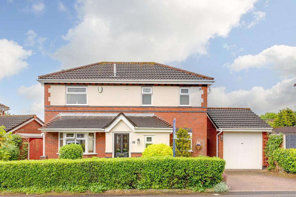 Winstanley, Wigan WN3 3 bed detached house for sale £280,000