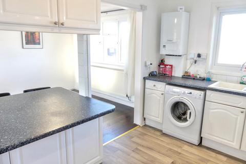 2 bedroom flat for sale, Byrd Road, Crawley RH11