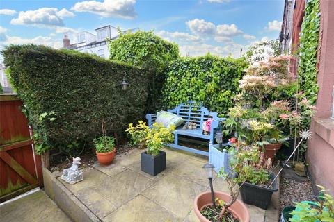 4 bedroom terraced house for sale, Aston Road, Leeds, West Yorkshire