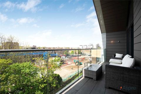3 bedroom penthouse for sale, 3 Drapers Yard, London, SW18