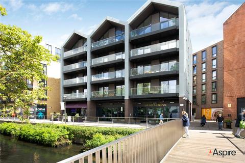 3 bedroom penthouse for sale, 3 Drapers Yard, London, SW18