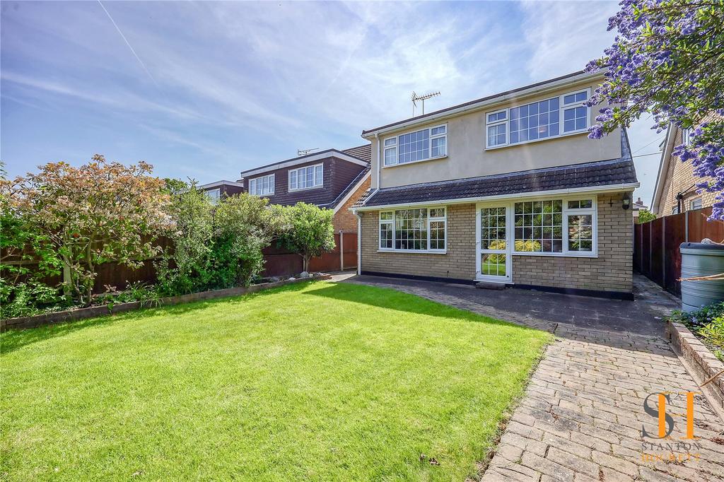 Great Berry Lane, Langdon Hills... 4 bed detached house for sale £550,000