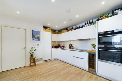 2 bedroom apartment for sale, Telegraph Avenue, London, Greenwich