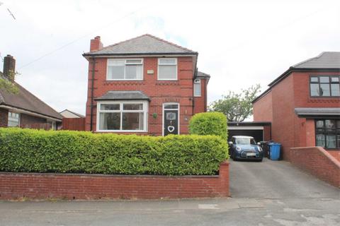 3 bedroom detached house for sale, Chadderton Park Road, Oldham OL9