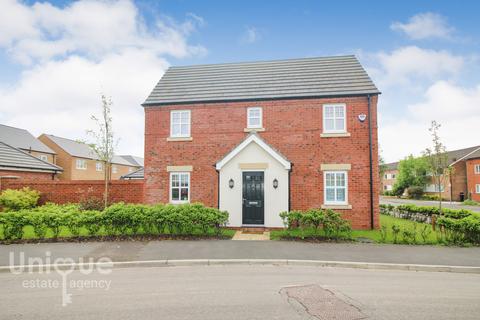 3 bedroom semi-detached house for sale, Fisher Grove, Lytham St. Annes, Lancashire, FY8