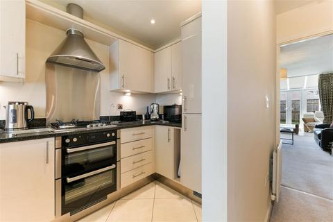 28 The Moors, Redhill, RH1 2PE