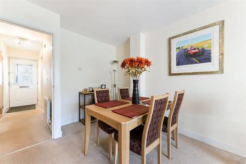 28 The Moors, Redhill, RH1 2PE