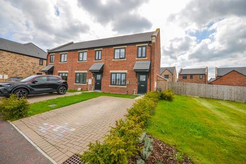 3 bedroom end of terrace house for sale, Burnview Court, Callerton