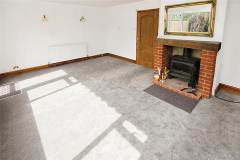 3 bedroom detached house for sale, Brentwood Road, Ingrave, Brentwood, Essex, CM13