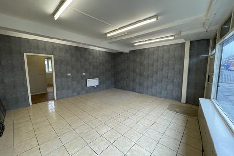 Shop to rent, Oxford Road, Hartlepool, TS25