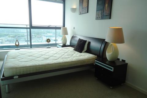 2 bedroom flat to rent, Water Lane, Leeds, UK, LS11