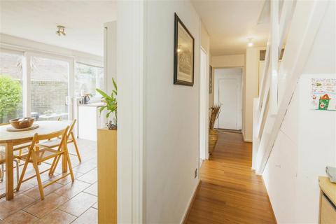 3 bedroom semi-detached house for sale, Gonston Close, SW19