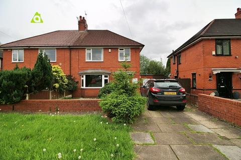3 bedroom semi-detached house to rent, Townsfield Road, Westhoughton, BL5 2PE