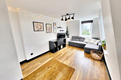 2 bedroom flat for sale, Bournemouth