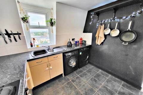 2 bedroom flat for sale, Bournemouth