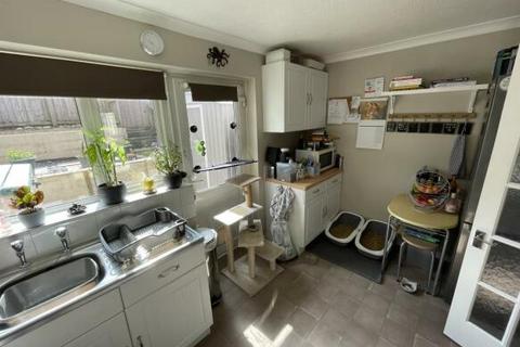 2 bedroom terraced house to rent, Mill End, Kingsteignton