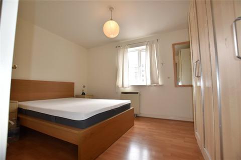 2 bedroom property to rent, London, London SE16