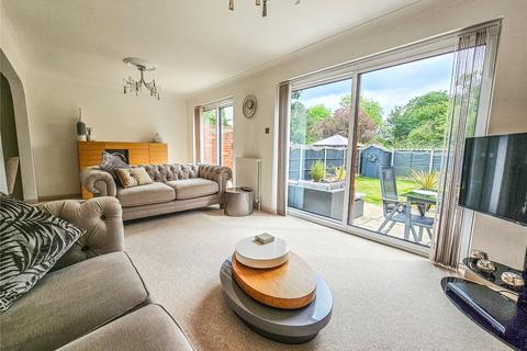 4 Walmer Close, Romford, RM7 8QJ