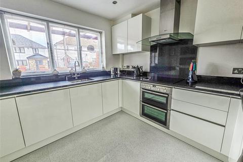 4 Walmer Close, Romford, RM7 8QJ
