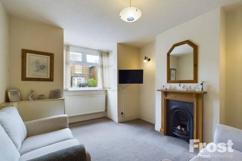 3 bedroom semi-detached house for sale, Hythe Road, Staines-upon-Thames, Surrey, TW18