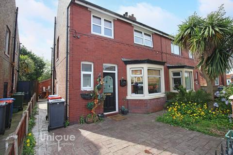 3 bedroom semi-detached house for sale, Warren Avenue South,  Fleetwood, FY7