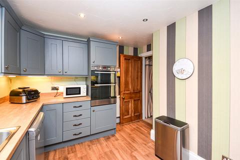2 bedroom apartment for sale, Roumania Drive, Llandudno, Conwy, LL30