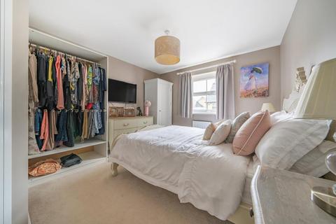 3 bedroom detached house for sale, Swinbrook Park,  Carterton,  Oxfordshire,  OX18