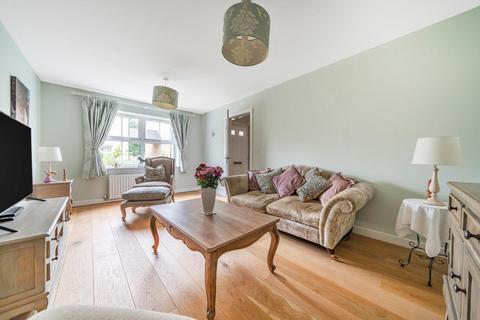 3 Carmello Close, Carterton, OX18 1DJ