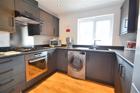 2 bedroom end of terrace house for sale, Alton