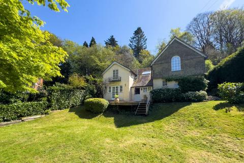 Holly Cottage Sandy Lane, Grayswood, Haslemere, GU27 2DG
