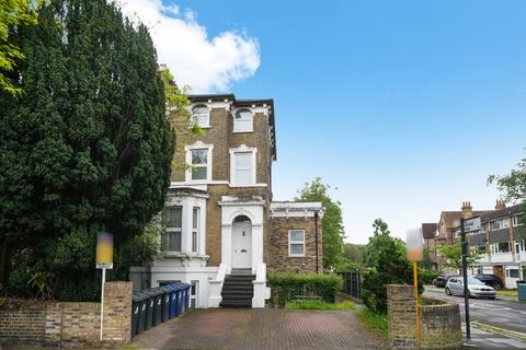 3 bedroom flat to rent, Grange Road, London W5