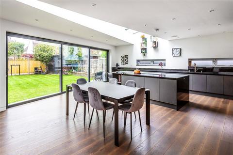 12 Orchard Road, Reigate, RH2 0PA