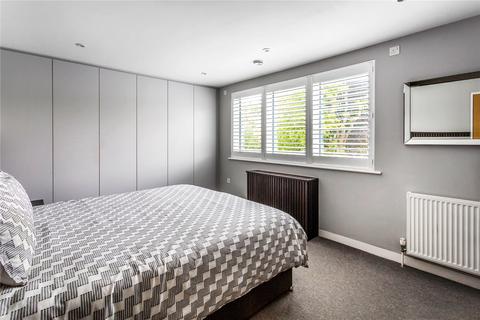 12 Orchard Road, Reigate, RH2 0PA