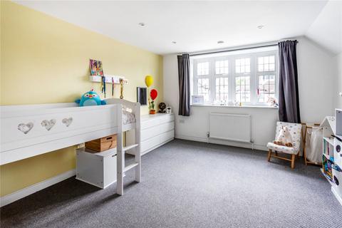 12 Orchard Road, Reigate, RH2 0PA