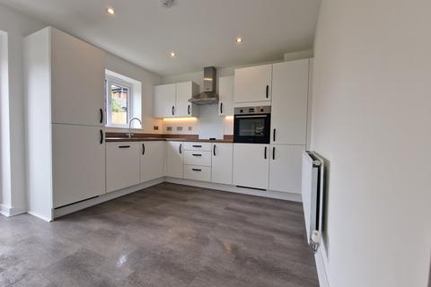 3 bedroom detached house to rent, Broughton, Preston PR3