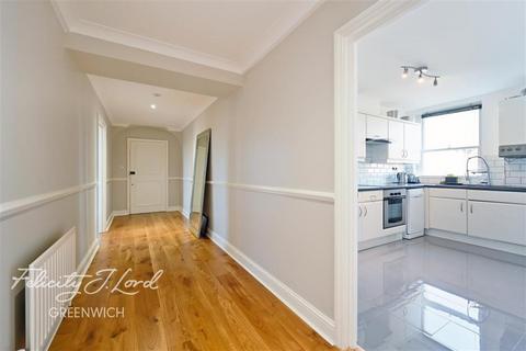2 bedroom flat to rent, Dartmouth House, SE10