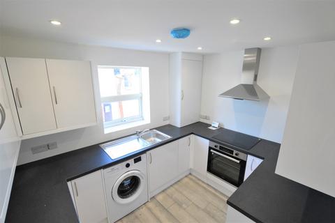 3 bedroom apartment to rent, Harlesden Road, St Albans, AL1
