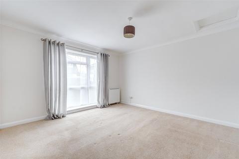 6 Westlands, Ferring, Worthing, BN12 5JQ