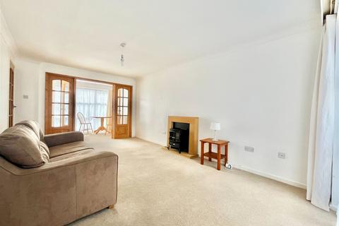 3 bedroom terraced house for sale, St. Mawes Drive, Paignton TQ4