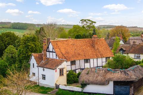 4 bedroom detached house for sale, Holly Tree Lane, Cuddington, Buckinghamshire, HP18