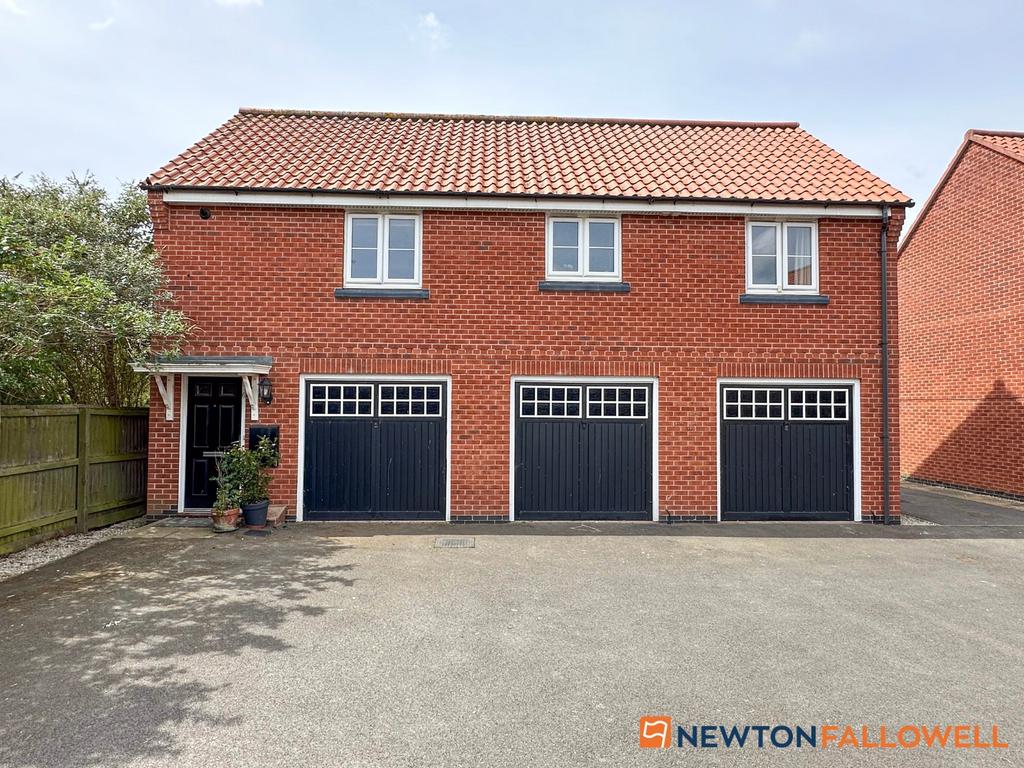 Parsons Close, 6 NG24 2 bed coach house for sale £120,000