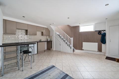 2 bedroom end of terrace house for sale, Casino Place, Cheltenham, Gloucestershire, GL50