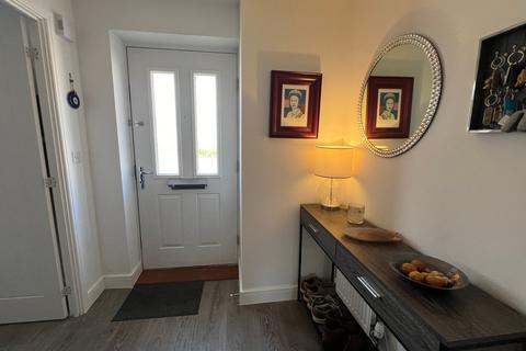 18 Honeypot Way, Walton On The Naze, CO14 8FH