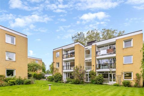 2 bedroom apartment for sale, Queen's Court, Queen's Ride, Barnes, London, SW13