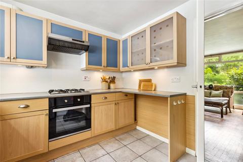 2 bedroom apartment for sale, Queen's Court, Queen's Ride, Barnes, London, SW13